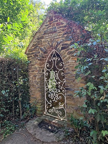 Chapelle Reine de la Paix