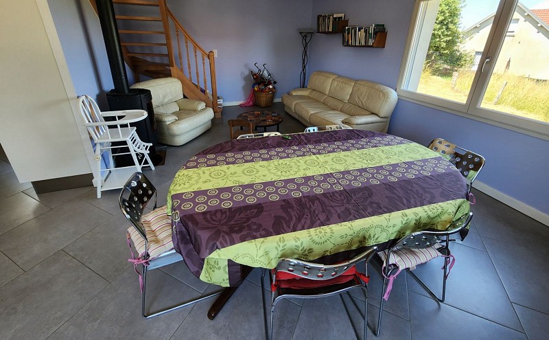 Gîte Le verger du val de Saône 2025 Seveux pièce à vivre