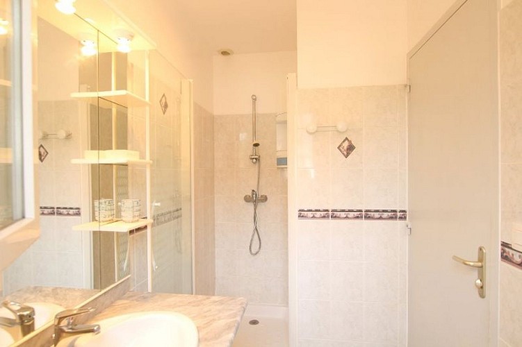 H8198-saint-martin-de-brehal-8