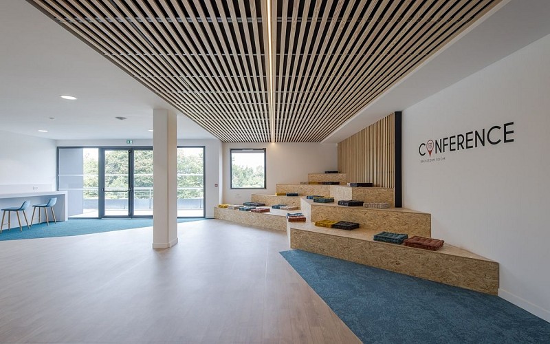 HD_NOW_CONNECTED_BAYONNE_2023 AUDITORIUM