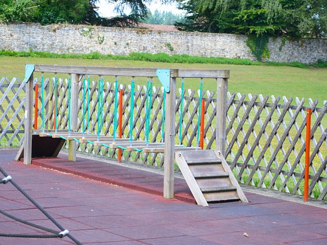 Aire de jeux pour enfants - Les Cars