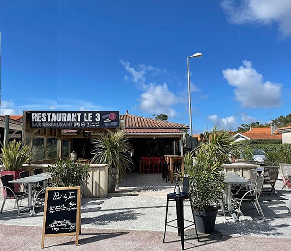 Mai 2021 Terrasse du Restaurant Le 3