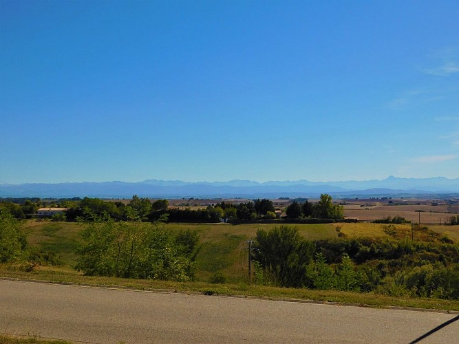 Vue pyrénées 1 Esperce 143°17'45.8N 1°24'06.6E
