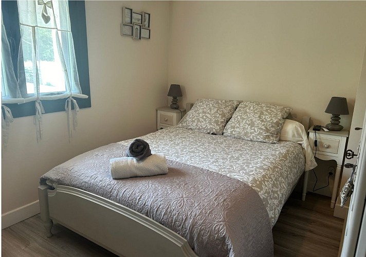 PEBAYLE - chambre etage