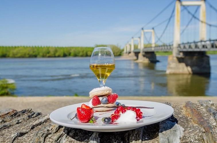 HÔTEL-RESTAURANT AUBERGE DE LA LOIRE