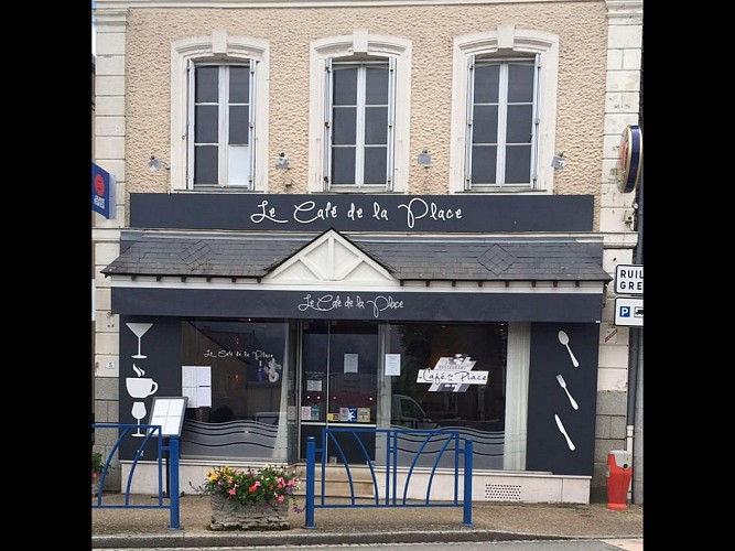 Restaurant le Café de la Place