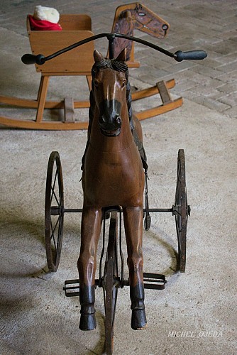 Musée d'art et de traditions populaires