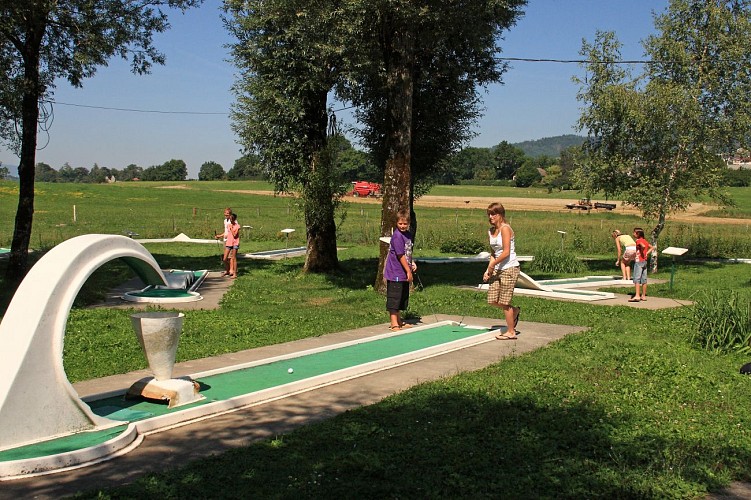 Mini-golf au lac du Môle