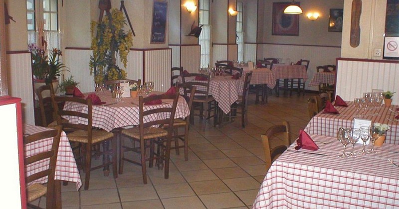 RESTAURANT-GRILL AU VIEUX CASTEL