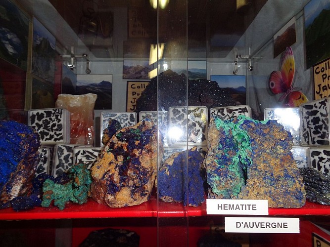 La Géode - Minéraux et Sculptures en bois