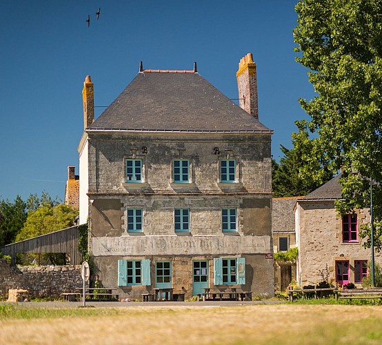 LA MAISON DU PORT