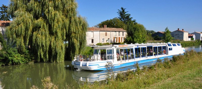 BATEAU CROISIÈRE RESTAURANT LE COLLIBERT II