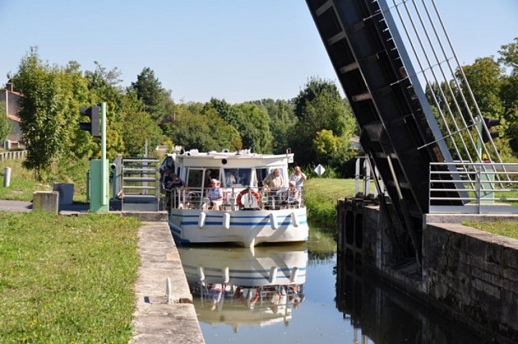 BATEAU CROISIÈRE RESTAURANT LE COLLIBERT II