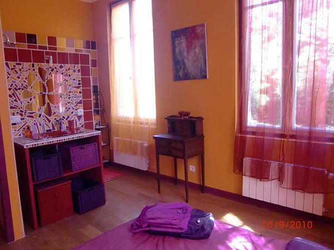 LA VILLA DES VIOLETTES