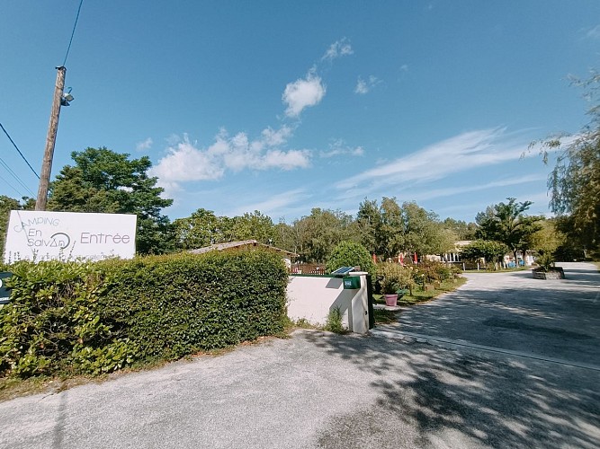 portai_entree_paysage camping en salvan REVEL