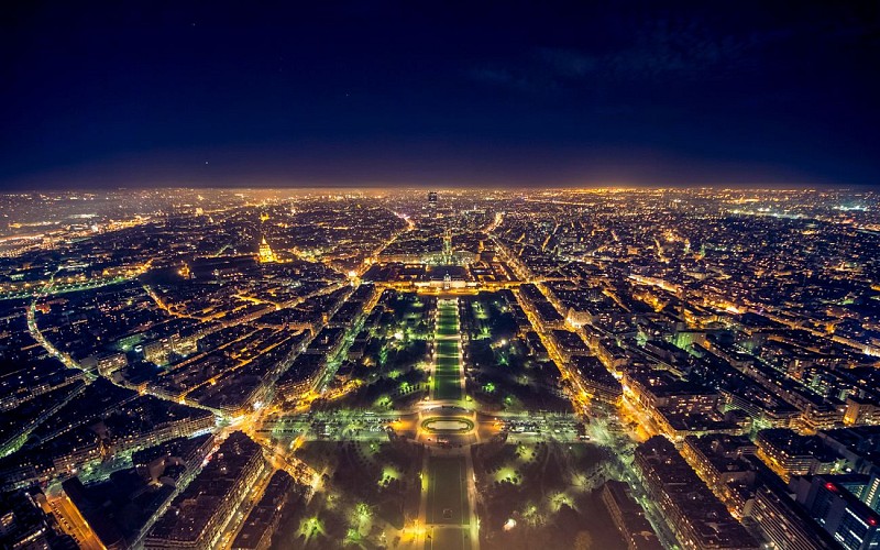 Paris Evening Sightseeing Tour with Eiffel Tower Summit Tickets