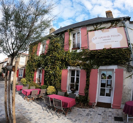 LE GRAND FOUR - RESTAURANT GASTRONOMIQUE