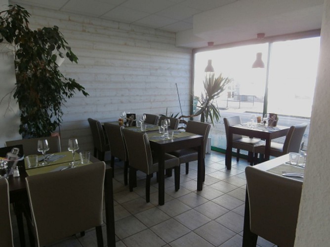 LE JARDIN DE NOIRMOUTIER - BAR PMU/RESTAURANT