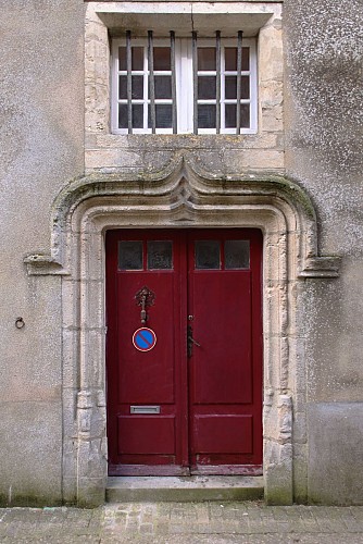La Villa Krystina à St-Loup-Lamairé - Façade historique