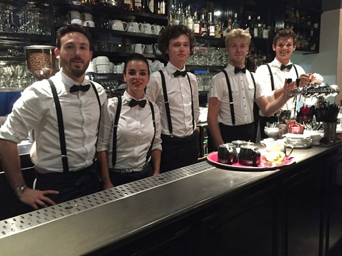 LE CAFÉ NOIR - BAR/BRASSERIE