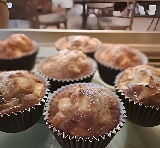 w-260-h-240-la-bouquinerie-gourmande-salon-de-the-3-1700578099