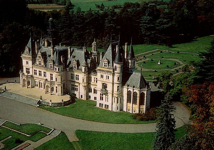 chateau VALMIRANDE