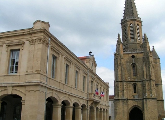 boulogne sur gesse halle mairie
