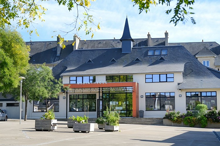 2020_OT_PaysdeVire@L-MACH_Villers-Bocage-38-Mediatheque_TIS