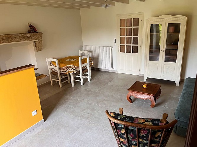 aef3d5a1-4151-49f9-9a32-b222b5a604db