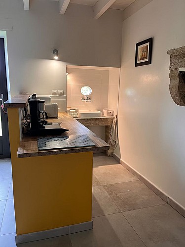 6f355258-2ce4-41e7-ba30-16635078d251