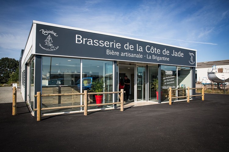 BRASSERIE DE LA CÔTE DE JADE - BIÈRE BRIGANTINE