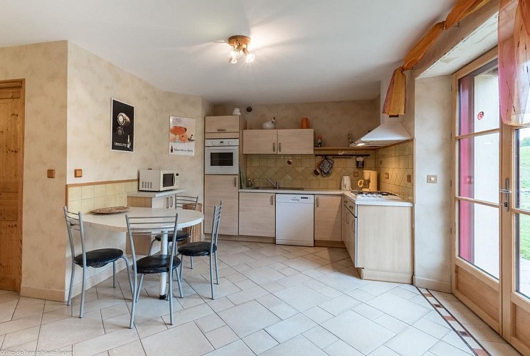 260527-10_H70G001054_5db2f82210fad_9