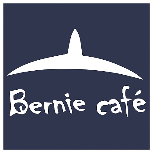 BERNIE CAFE