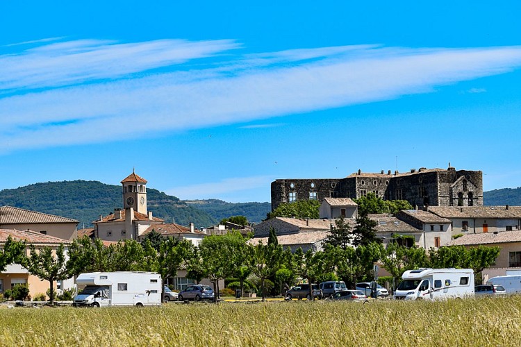 Aire de service/accueil camping-car communale