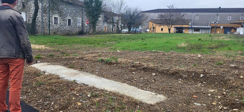 Aire de service/accueil camping-car communale