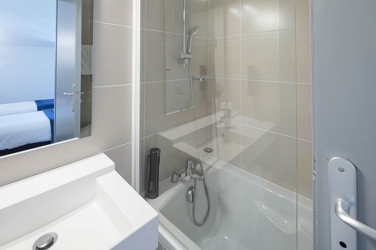 Noémys Viviers du Lac