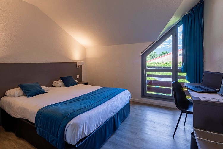 Noémys Viviers du Lac