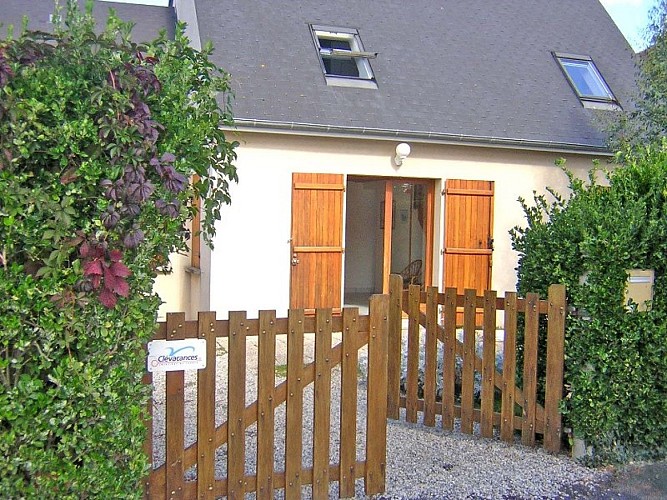 6pers-Marie-Claire NIVEAUX(H8176)-Hauteville-sur-Mer