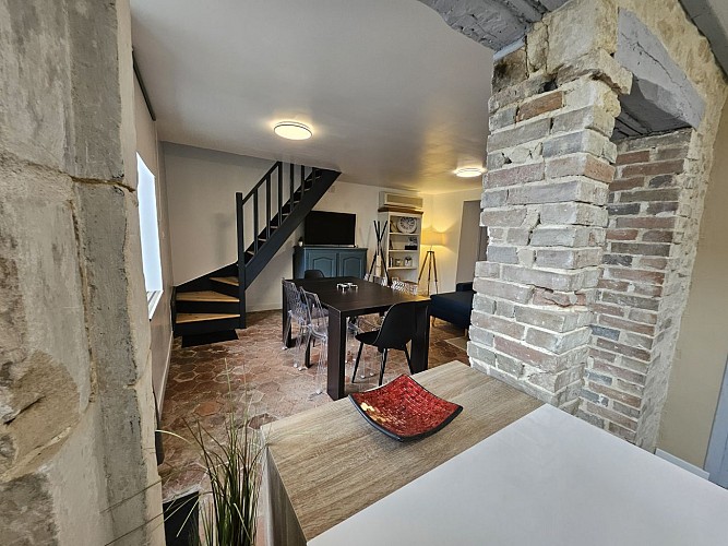 Séjour vu de la cuisine - Maison Cosy