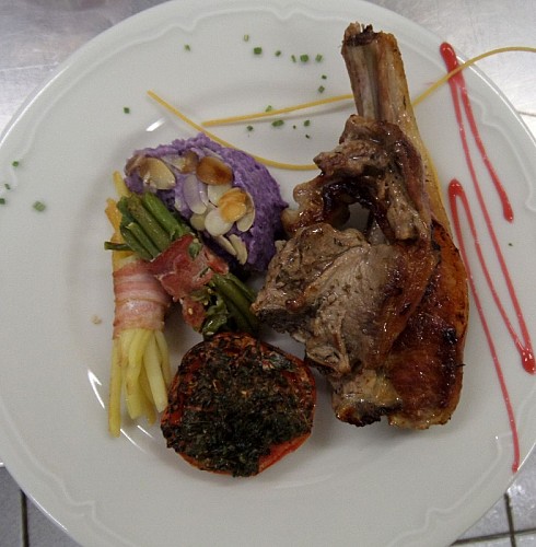 La Tune de l'Ours Inn