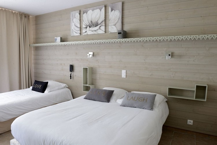 Hôtel-Restaurant le Mont Barral