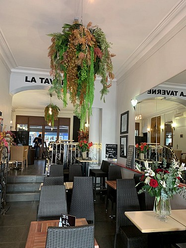 La Taverne