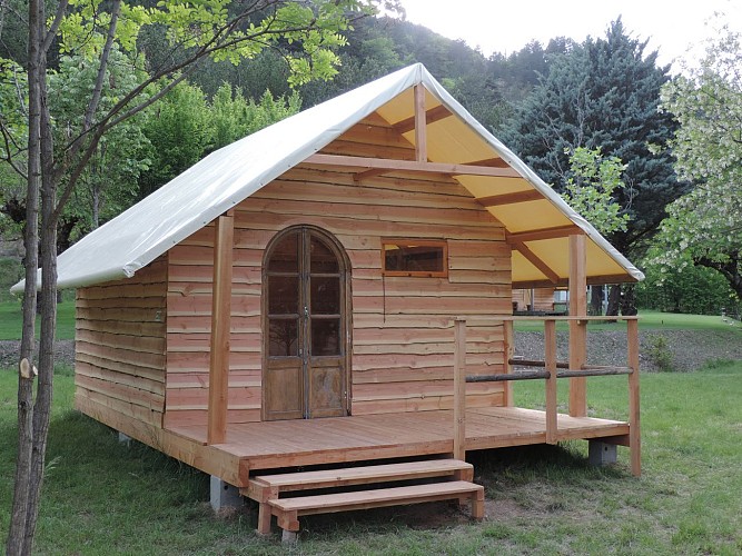 Camping Les Cabanes de Valdie