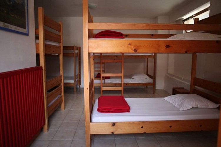 Gîte d'étape de séjour - Auberge de Valdrôme