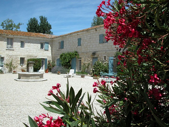 Hôtel Mas de Sylvéréal