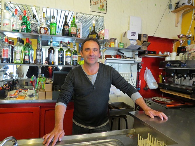 Restaurant Café du Centre "Chez le chat"