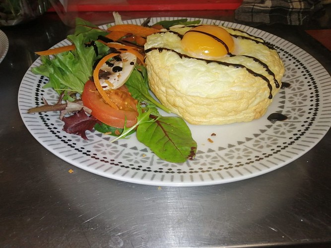 Restaurant Café du Centre "Chez le chat"