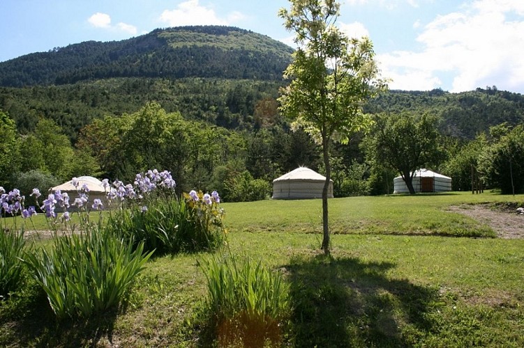 Yourtes de la Ferme d'Ausson
