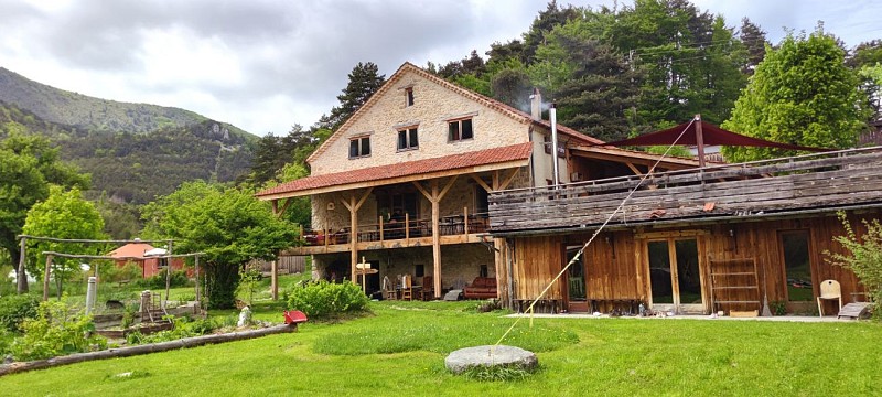 Gîte de Groupe La Ferme Salam