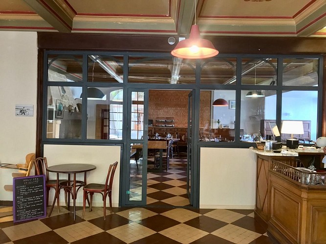 Hôtel-Restaurant Le Louvre